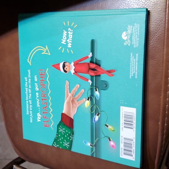 The Elf on the Shelf in Case of Elftastrophe New Book Christmas Hardcover 2023 - Picture 2 of 2